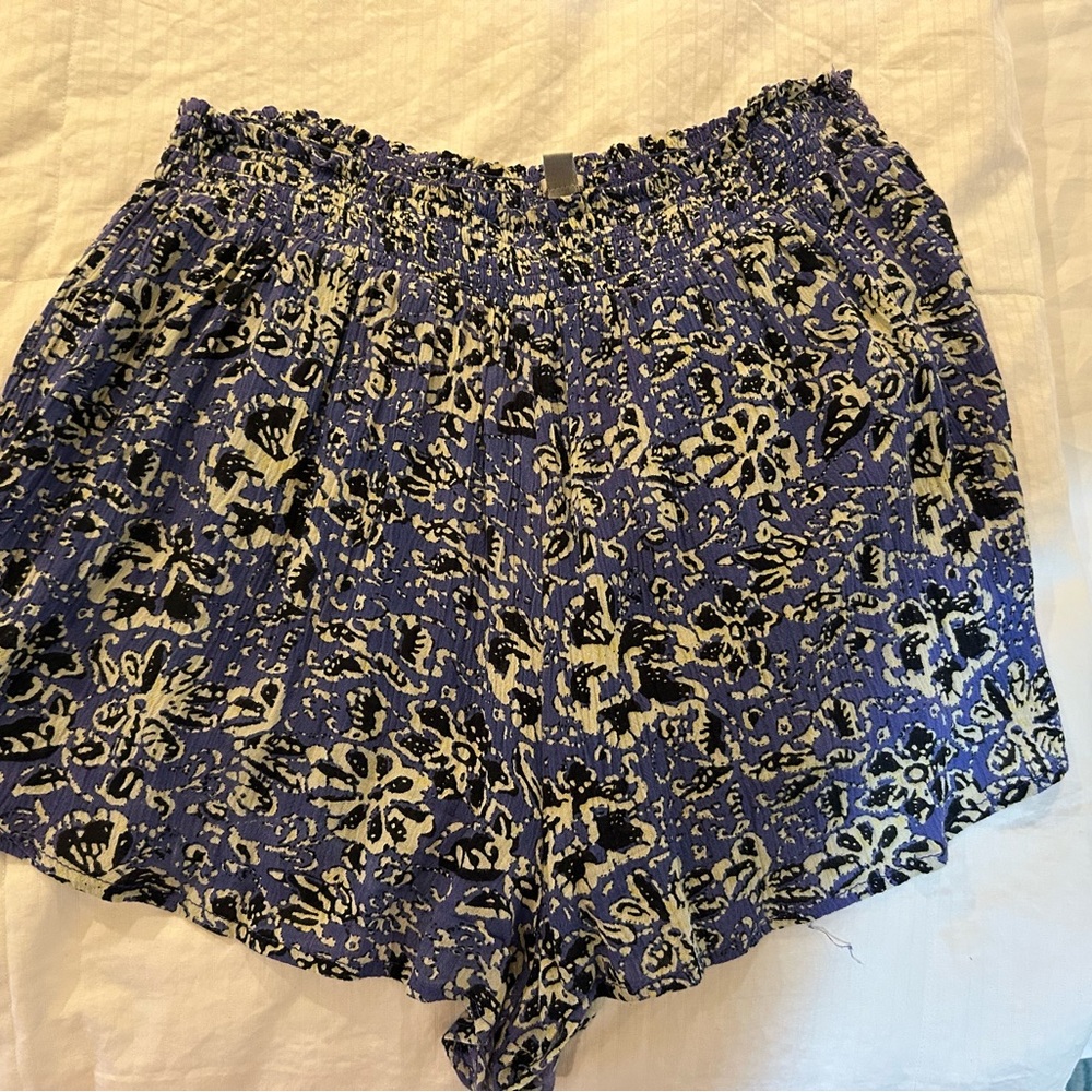 Ecote Elastic Waist Floral Blue Women's Shorts